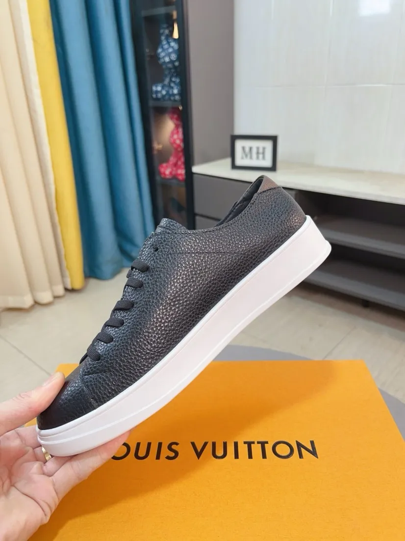 Men's shoes💰440🌹🌹[LV]🌹High-end brand of men's shoes: official website 1:1 latest masterpiece: the upper is made of Italian imported first-layer cowhide with special materials➕made of full genuine leather lining🔥, making walking more convenient and comfortable! Exclusive new style, stunning work [color]! Create a fashionable personality to set off your uniqueness! A must-have for trendy men! Classic🔥Number: 38-44